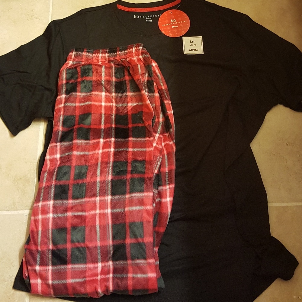 Karen Neuburger NEW Black/Red pajamas